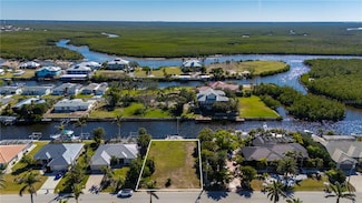 5550 Almar Dr, Punta Gorda, FL 33950