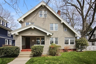 60 Hazelwood Ave, Longmeadow, MA 01106