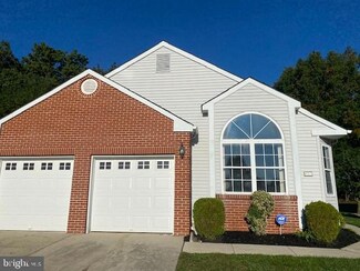 507 Saint Martin Ct, Williamstown, NJ 08094