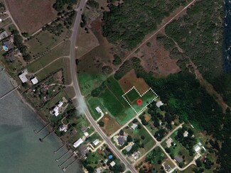 1400 Massi Ln, Ingleside, TX 78362