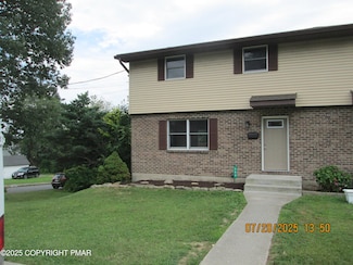 800 William St, Pen Argyl, PA 18072
