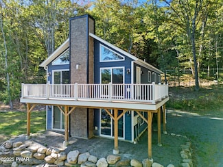 114 Kemadobi Cir W, Dingmans Ferry, PA 18328