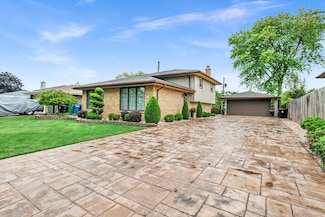 7510 W 83rd Place, Bridgeview, IL 60455