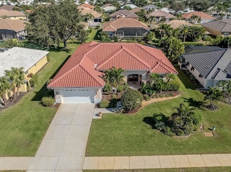 529 Lake of the Woods Dr, Venice, FL 34293