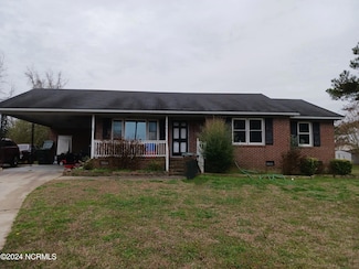 2004 Valley Cir E, Wilson, NC 27893