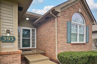 393 Winslow Cir, Commerce Township, MI 48390