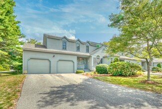 57 Bayberry Common Unit 57, Franklin, MA 02038