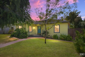 107 Lincoln St, Bakersfield, CA 93305