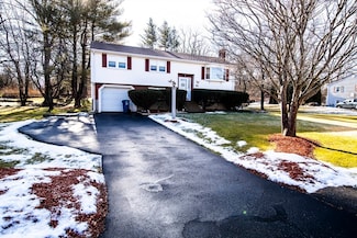30 Handel Rd, Billerica, MA 01821
