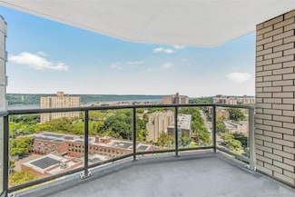 3333 Henry Hudson Pkwy Unit 21R, Bronx, NY 10463