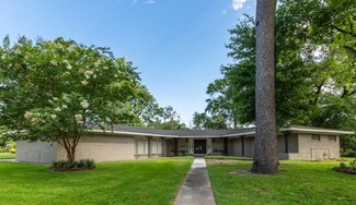 5990 N Circuit Dr, Beaumont, TX 77706