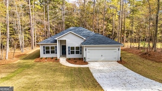 112 Holly Ln, Woodbury, GA 30293