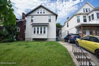 688 Myrtle Ave, Albany, NY 12208