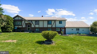 2727 Buss Rd, Bath, PA 18014