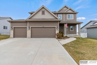 1808 Mesa St, Bellevue, NE 68123