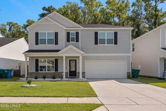 41 Chinquapin St, Beaufort, SC 29906