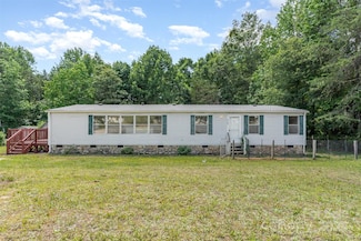 3585 Woodstream Dr, Maiden, NC 28650