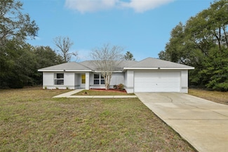 25 Maple Course, Ocklawaha, FL 32179