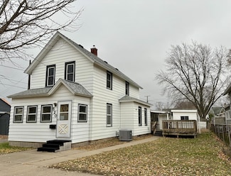 520 Hamilton St, Winona, MN 55987