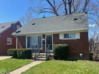 24511 Brittany Ave, Eastpointe, MI 48021