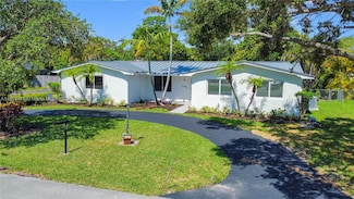 17640 SW 84th Ct, Palmetto Bay, FL 33157