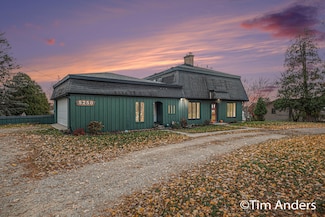 5250 Ivanrest Ave SW, Wyoming, MI 49418