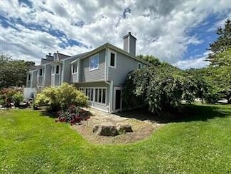 10 Westcliff Dr, Plymouth, MA 02360