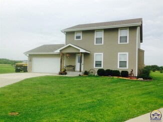 107 Redbud Ct, Alma, KS 66401