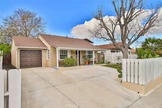 2025 N Buena Vista St, Burbank, CA 91504