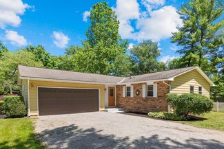 76 S Vine St, Pataskala, OH 43062