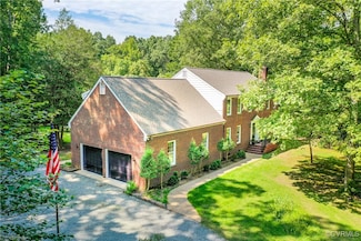 10100 N Donegal Rd, Midlothian, VA 23112