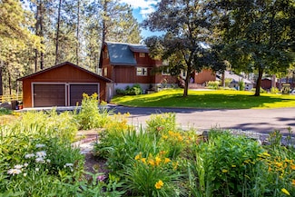 318 Ponderosa Ln, Kalispell, MT 59901