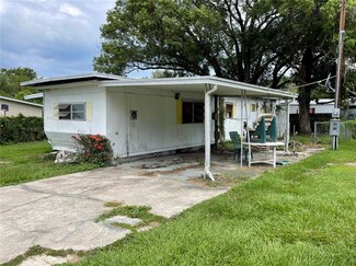 39323 Longview Ave, Zephyrhills, FL 33542