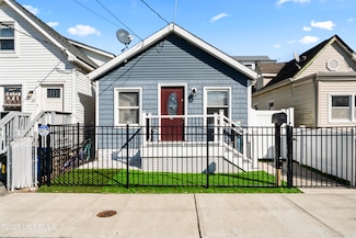 20 Highland Ave, Keansburg, NJ 07734