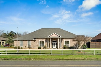 11182 River Rd, Saint Rose, LA 70087