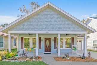 408 Elm St, Fernandina Beach, FL 32034