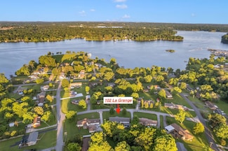 102 Lagrange Dr, Hendersonville, TN 37075