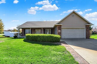 1029 S Colchester Ct, Bloomington, IN 47401