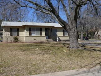 1402 Knight St, Denton, TX 76205