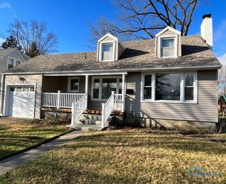 41 Pennsylvania Ave, Waterville, OH 43566
