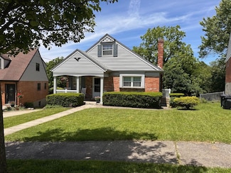 5757 Glow Ct, Cincinnati, OH 45238