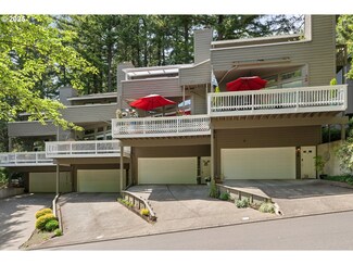 196 Cervantes Unit 3, Lake Oswego, OR 97035
