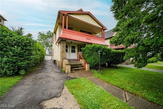 2196 Wascana Ave, Lakewood, OH 44107