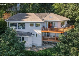 250 Belton Rd, Saint Helens, OR 97051