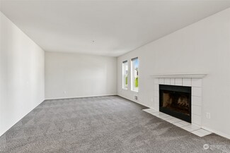 9727 18th Ave W Unit A201, Everett, WA 98204