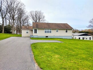 340 Nuangola Rd, Mountain Top, PA 18707