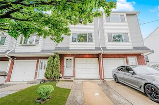 27 Frederick St, Staten Island, NY 10314