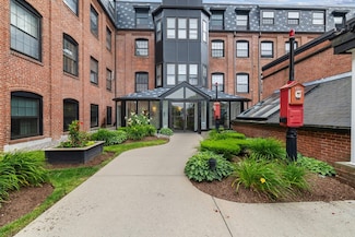 21 Linden St Unit 210, Quincy, MA 02170