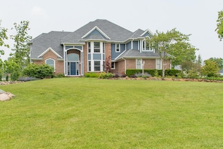 5284 Green Pine Ln, Kalamazoo, MI 49009