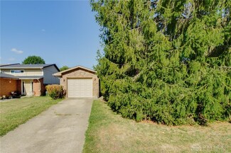 25 Highridge Ct, Franklin, OH 45005